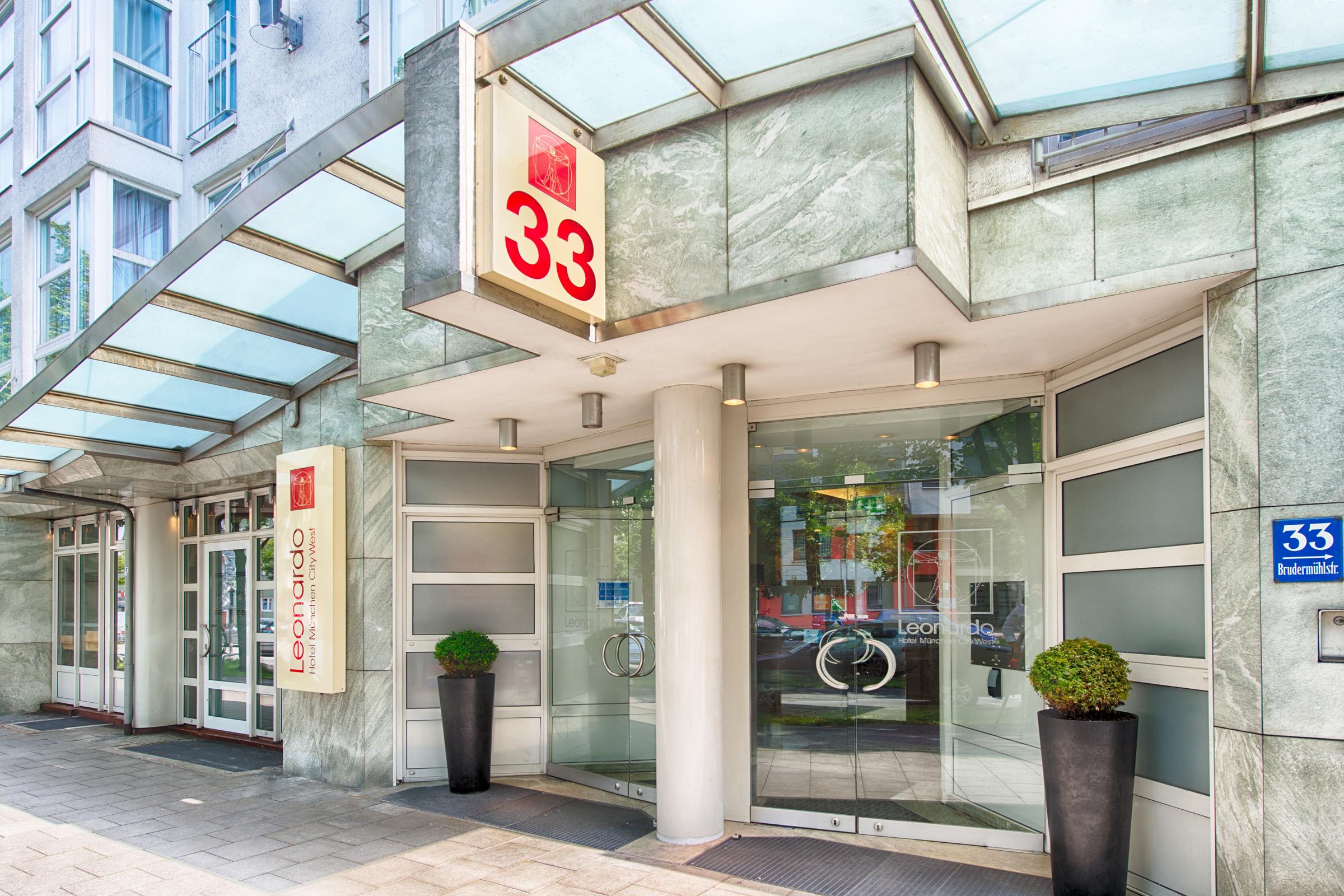 Leonardo West 4* Monaco di Baviera