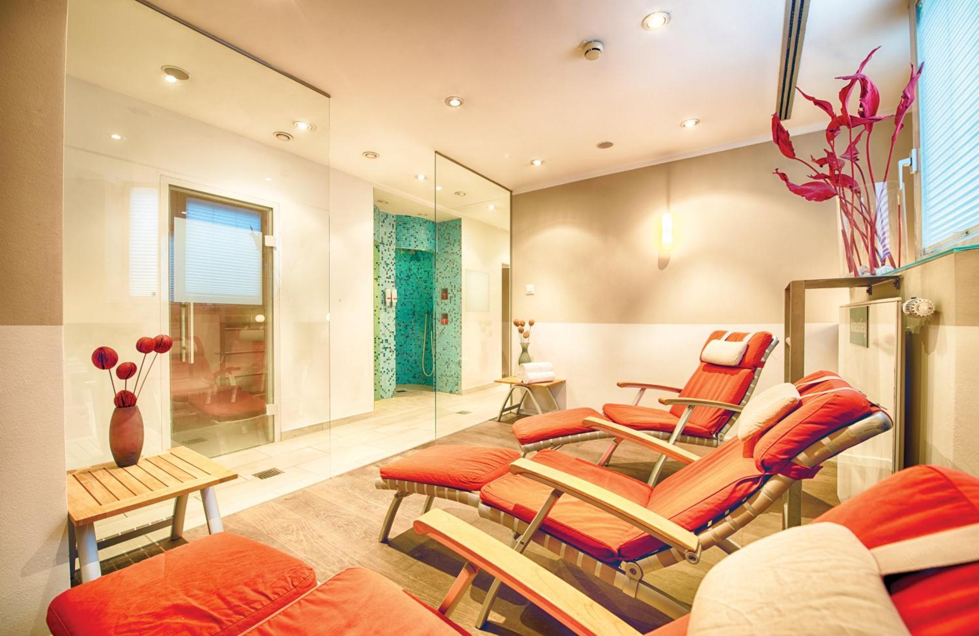 Leonardo West 4* Monaco di Baviera